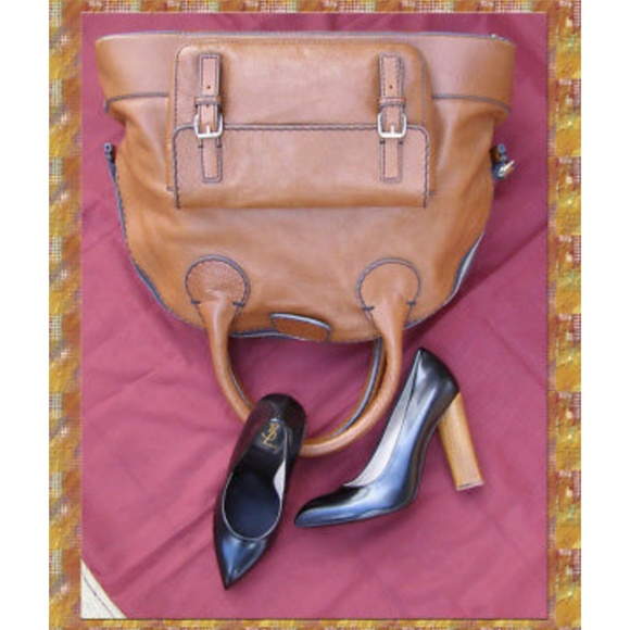 New Yves Saint Laurent sz 39/8.5 black pumps w/box - Picture 2 of 7